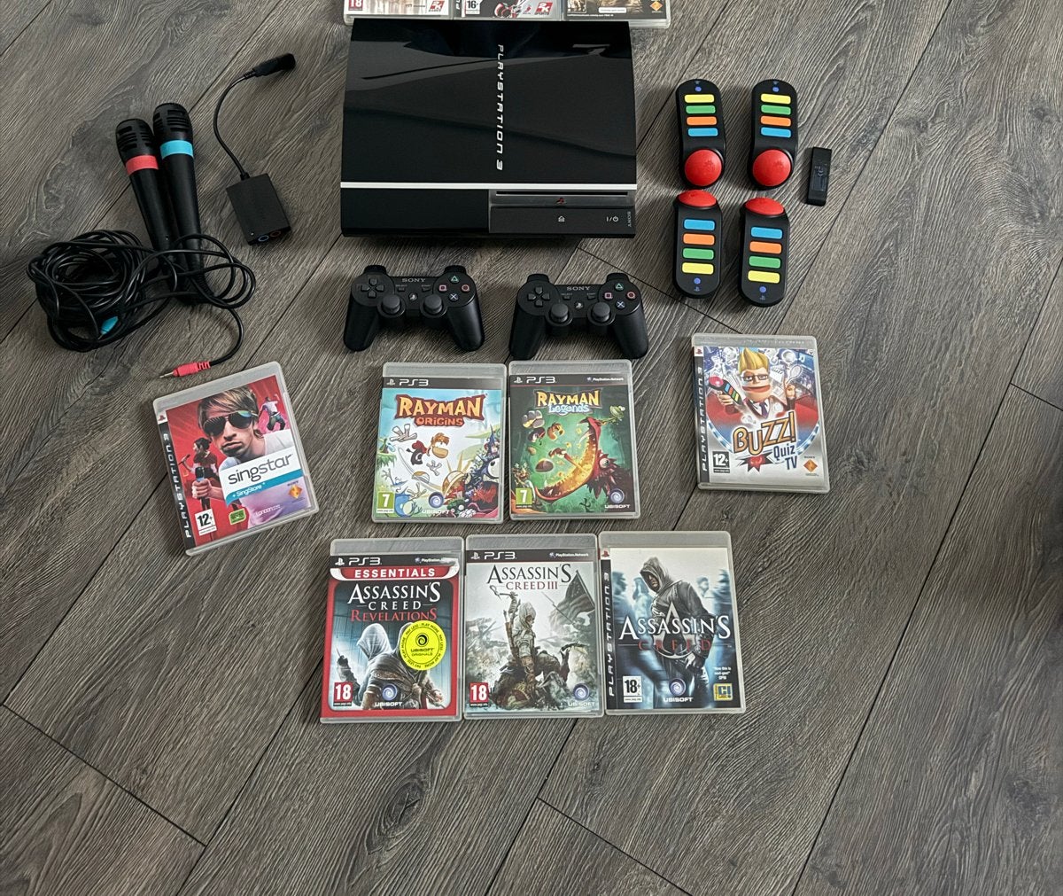 PlayStation 3 (PS3) met 8 games, 2 controllers en extra's, Spelcomputers en Games, Ophalen, Phat, Met 2 controllers, 250 GB
