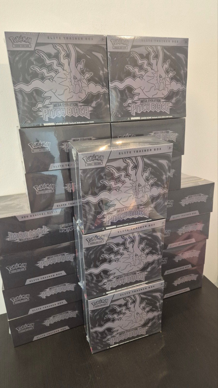 Pitch Black etb sealed - 10+ stuks, Ophalen, Nieuw, Overige typen