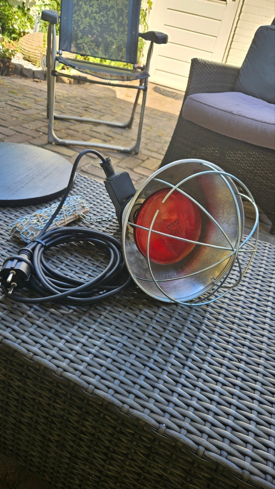 Warmtelamp. Met ketting en lampenpeer 175 watt, Dieren en Toebehoren, Pluimvee | Toebehoren, Ophalen, Zo goed als nieuw, Overige typen
