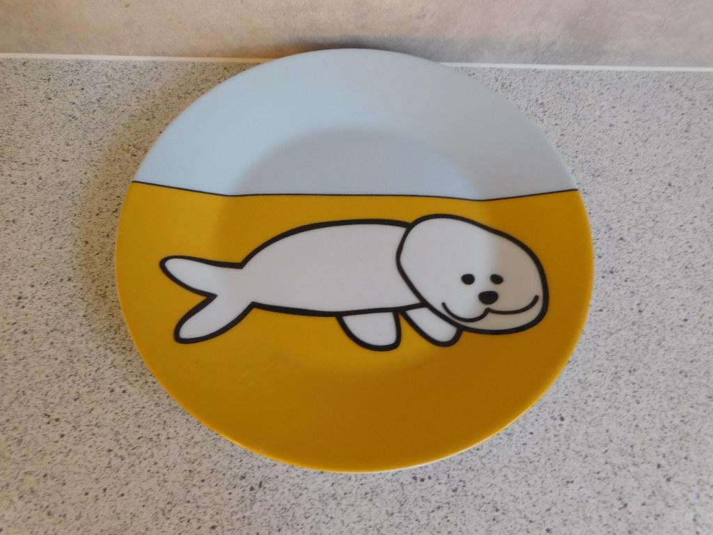 Bord 19,5 cm. Zeehond Kees de Waal Texxxel, Ophalen of Verzenden, Zo goed als nieuw, Bord(en), Overige stijlen