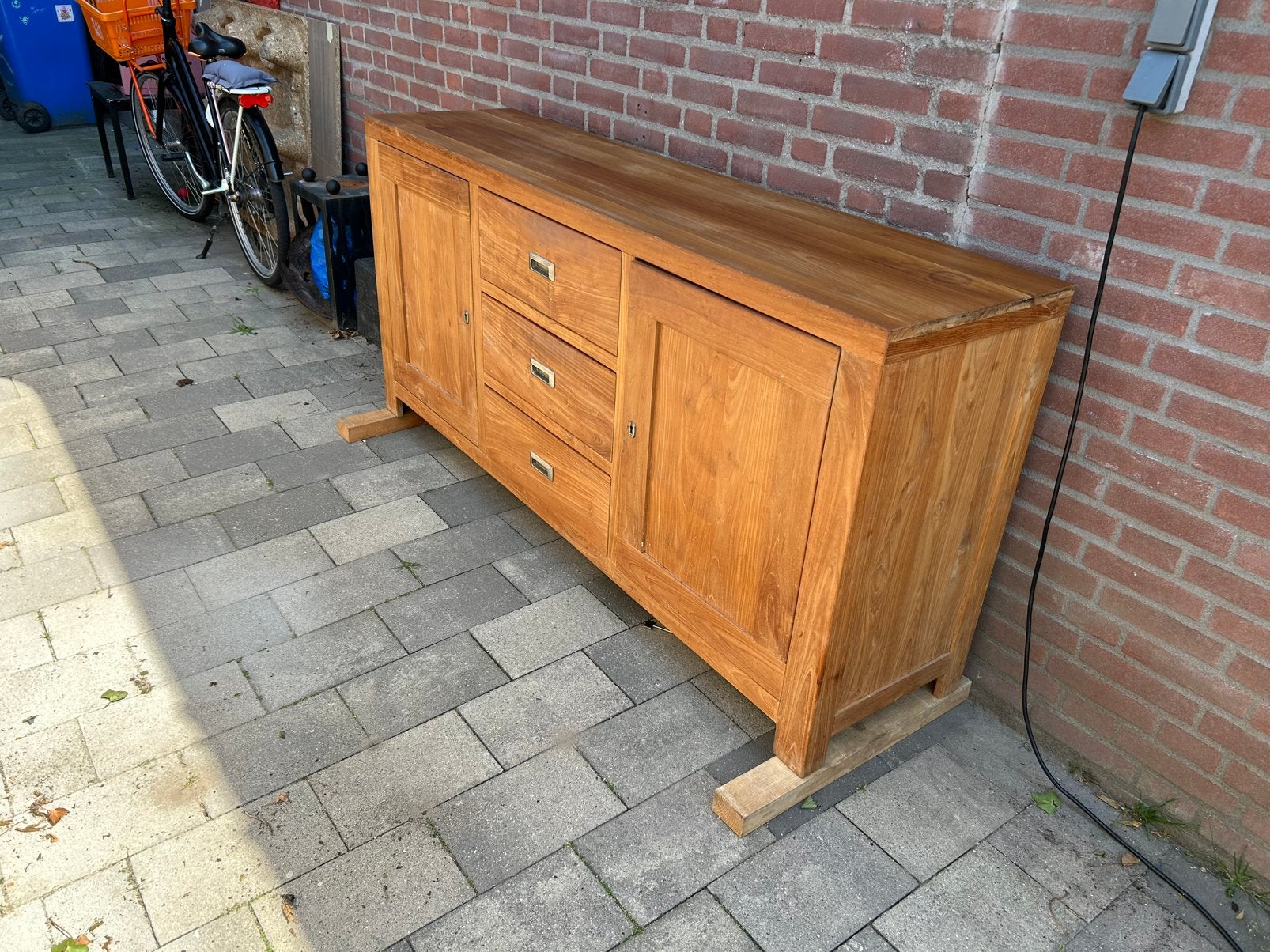 Teak houten dressoir, Ophalen, Gebruikt, Met deur(en), 150 tot 200 cm