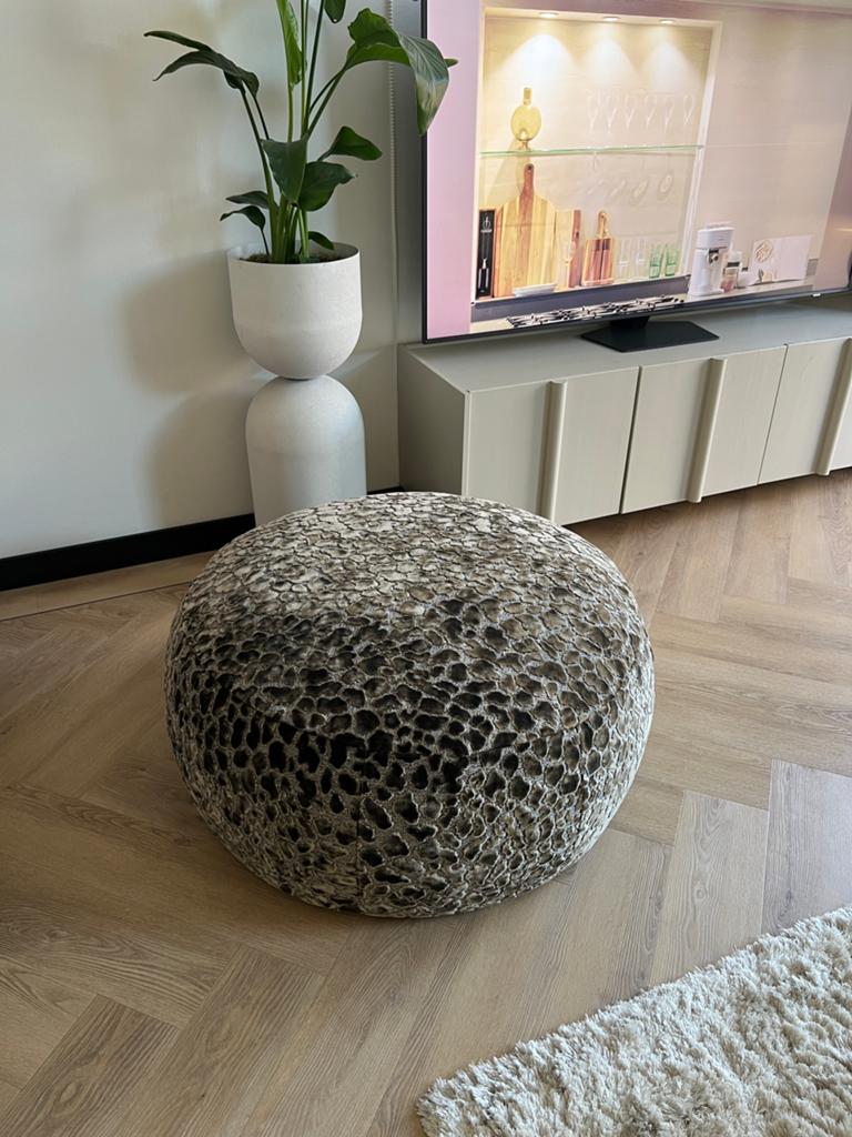 Prachtige poef nieuw!!!, Ophalen, Zo goed als nieuw, Rond
