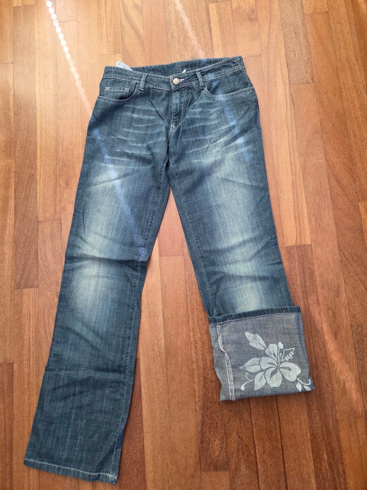 Leuke dames zomer spijkerbroek met leuke details!, Ophalen of Verzenden, Nieuw, Blauw, Lang