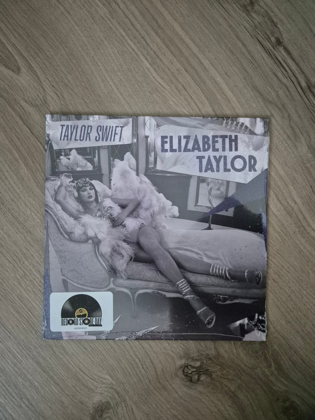 Taylor Swift - Elizabeth Taylor 7" RSD 2026 ~ 𝗻𝗶𝗲𝘂𝘄, 7 inch, Ophalen of Verzenden, Pop, Nieuw in verpakking