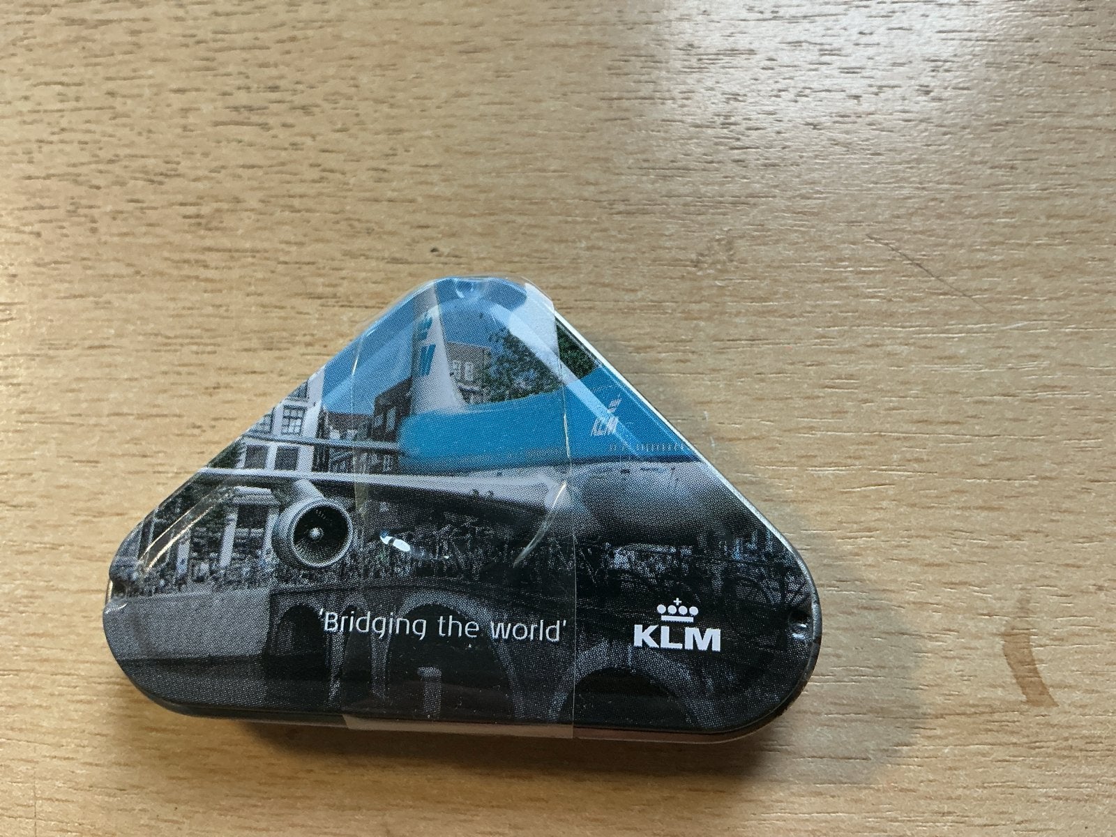 KLM 'Bridging the world' blikje, Ophalen of Verzenden, Gebruikt, Overige typen