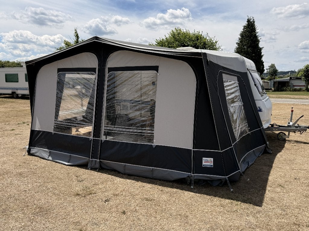 Foto 6 van Hobby 400 SF De luxe (1997) | Tempo 100 | Vochtvrij
