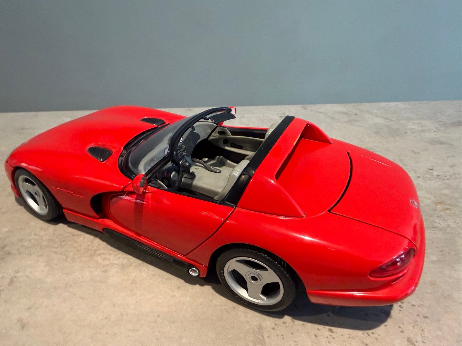 Burago Dodge Viper RT/10 1:18, Ophalen of Verzenden, Gebruikt, Overige typen
