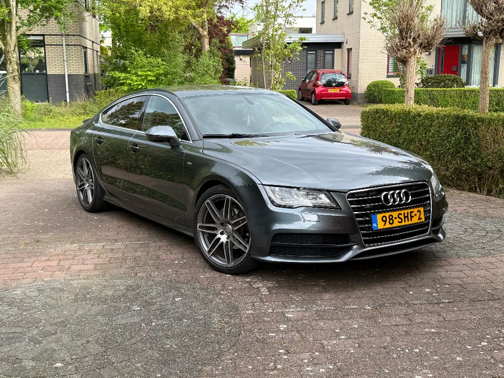 Audi A7 - NIEUWE MOTOR & MECHATRONICA 2.8 FSI, Zwart, 2773 cc, 4 stoelen, Alcantara