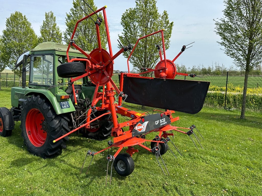 kuhn GF502 schudder, Ophalen, Veehouderij, Weidebouw