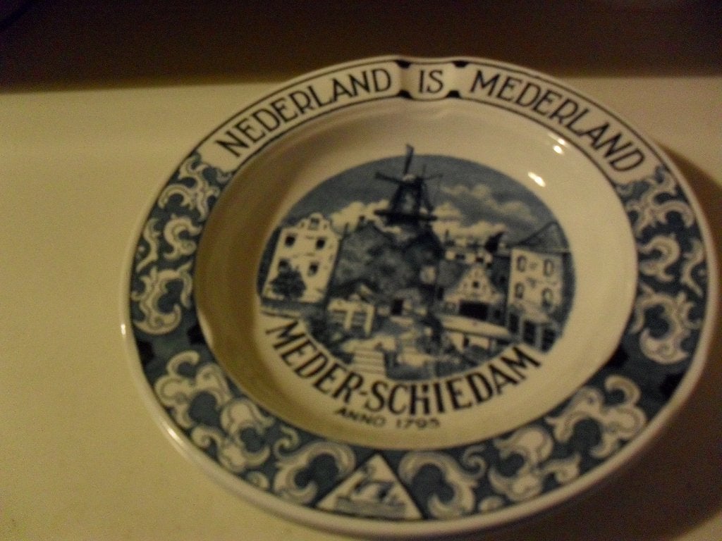 Jenever asbak Meder Schiedam ao 1795 Maestricht Holland, Ophalen of Verzenden, Zo goed als nieuw, Gebruiksvoorwerp