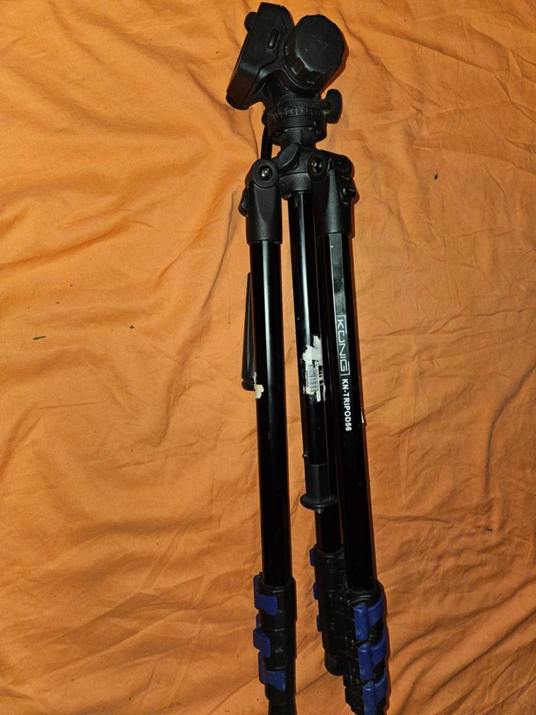 König KN-TRIP056 Driepoot Statief met Balhoofd, Gebruikt, Minder dan 150 cm, Met balhoofd, Ophalen of Verzenden