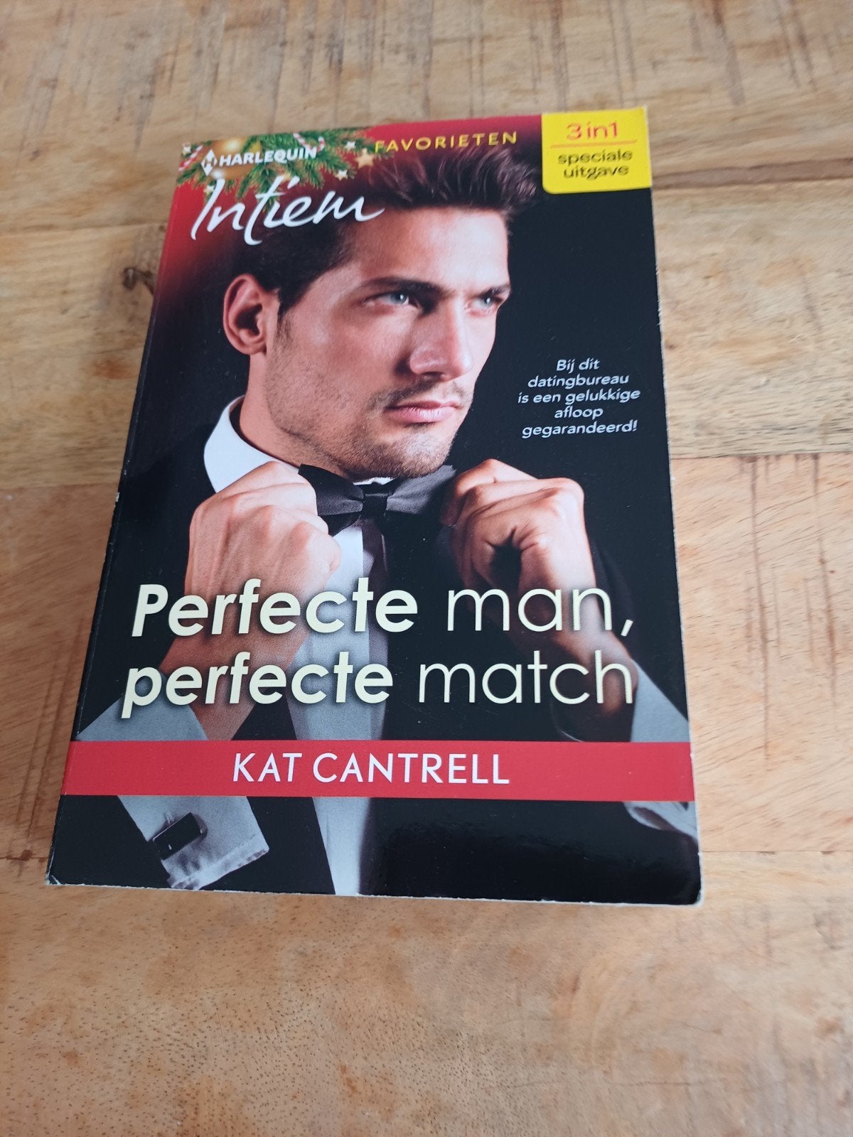 Harlequin Intiem 3-in-1 (6 boeken), Ophalen of Verzenden, Gelezen, Diverse auteurs, Nederland