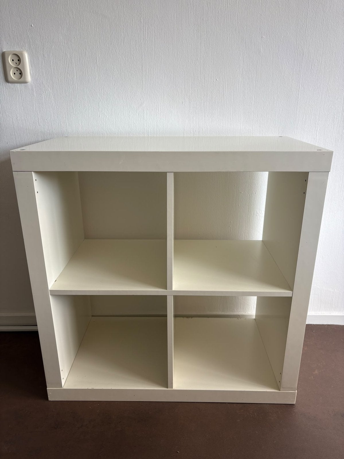 Witte kast / opbergkast met 4 vakken, Huis en Inrichting, Gebruikt, Minder dan 100 cm, 25 tot 50 cm, 50 tot 100 cm