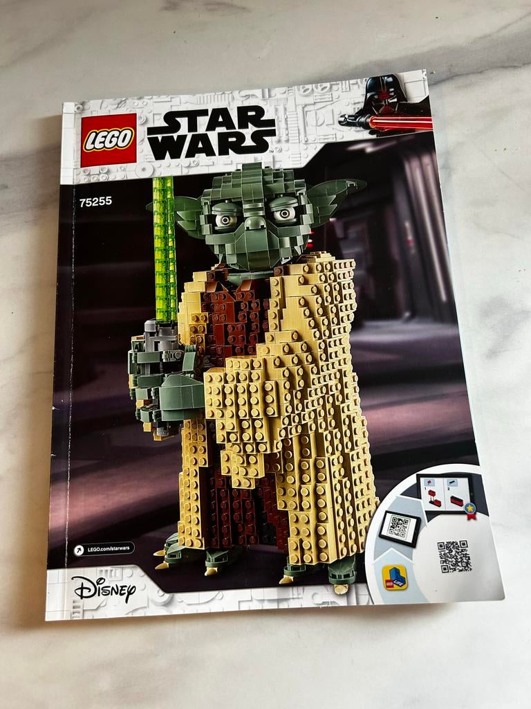 LEGO Star Wars Yoda 75255 - Compleet met boekje, Kinderen en Baby's, Speelgoed | Duplo en Lego, Gebruikt, Star Wars, Lego, Ophalen of Verzenden