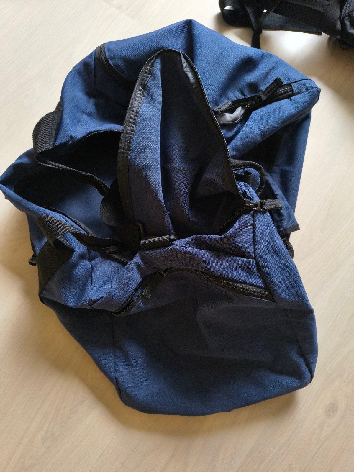 Blauwe sporttas / reistas met ritsen, Ophalen, Gebruikt, 20 tot 30 cm, Blauw