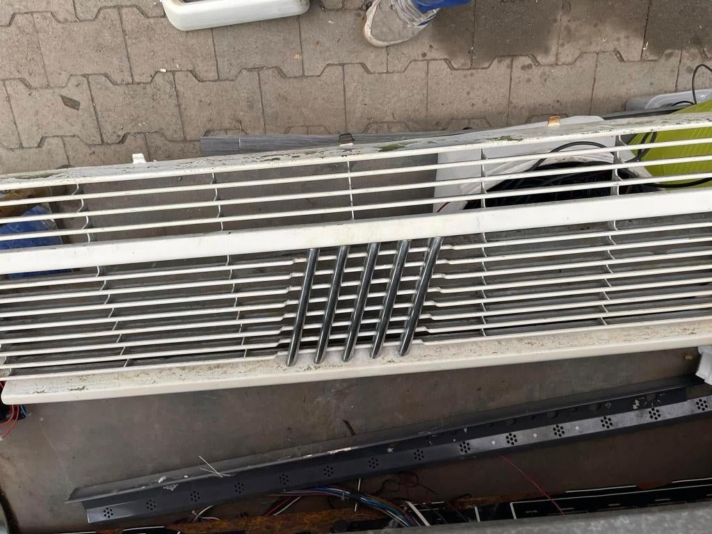 Camper Grille fiat ducato j5 hobby hymer burstner etc, Caravans en Kamperen, Camper-accessoires, Verzenden, Gebruikt