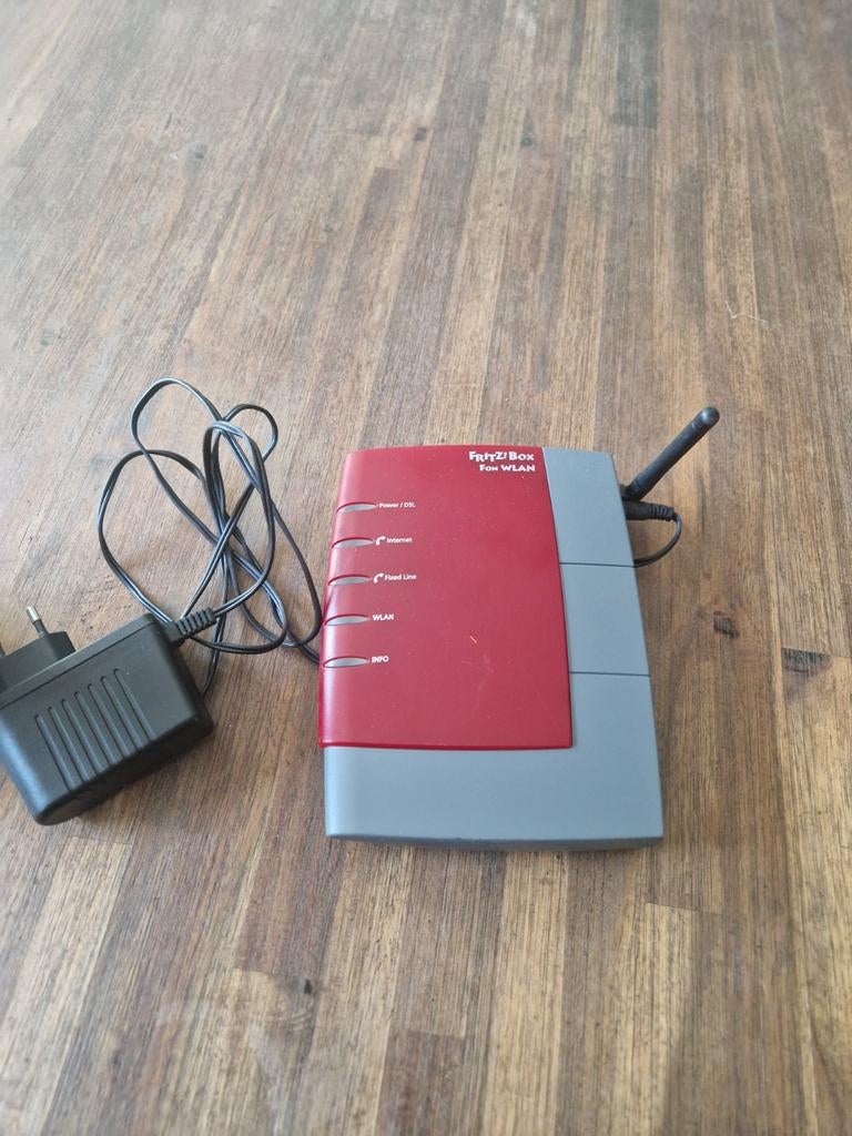 FRITZ!Box Fon WLAN 7170 Router met adapter, Ophalen of Verzenden, Gebruikt, Router met modem, FRITZ!Box
