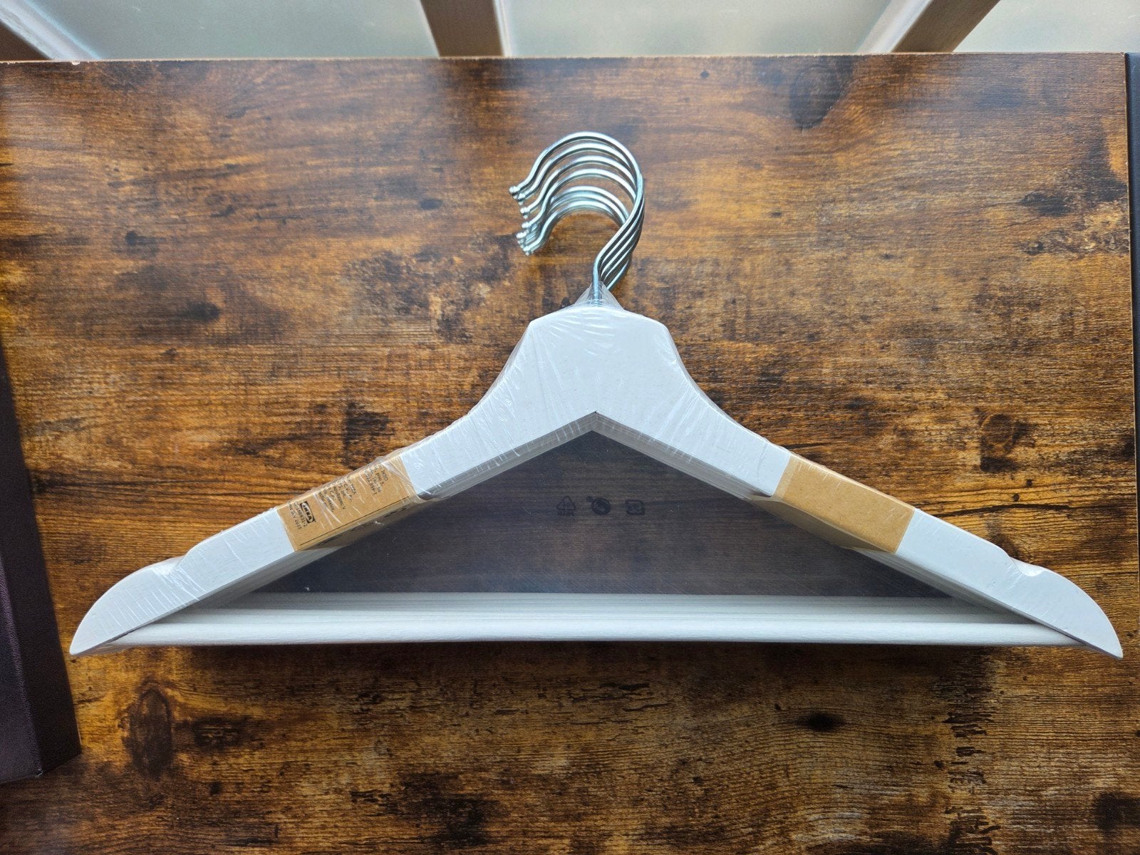 IKEA BUMERANG kledinghangers wit – 8 stuks – nieuw in verpak, Ophalen, Nieuw