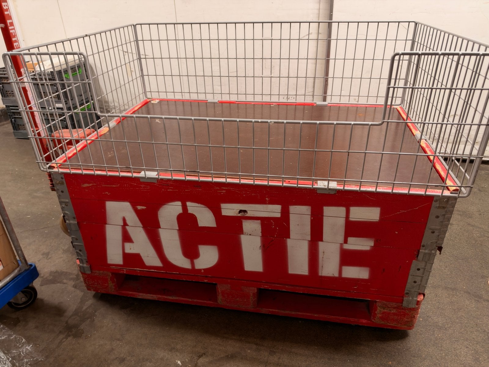 Actie presentatie pallet, Ophalen