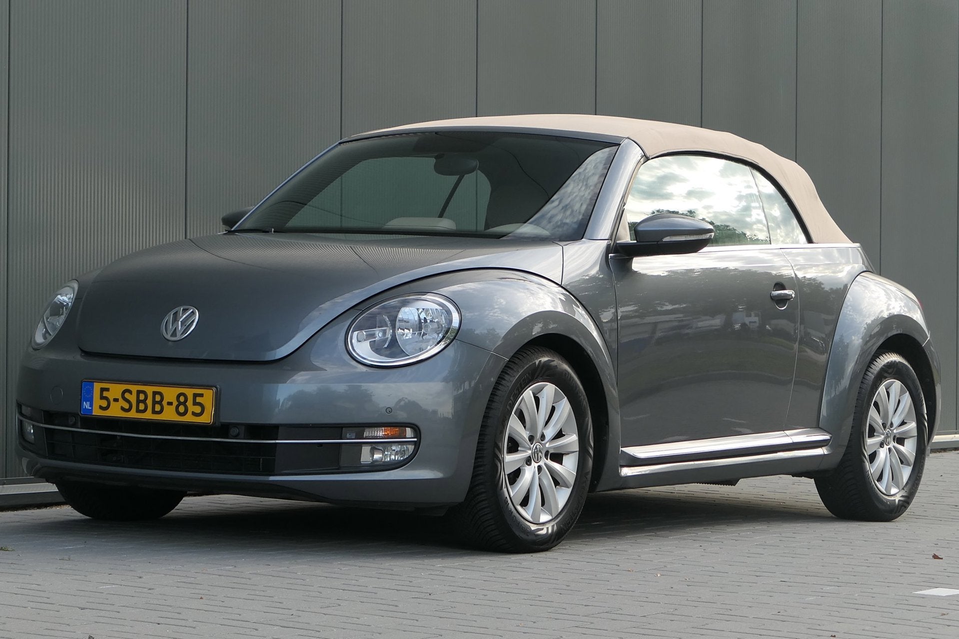 Volkswagen Beetle Cabriolet 1.2 TSI Design BlueMotion NAP Le, Auto's, Voorwielaandrijving, Euro 5, Traction-control, Gebruikt