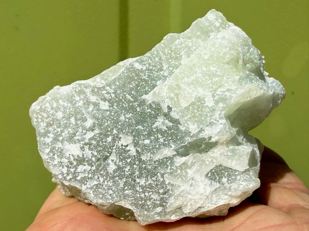 Natuurlijke ruwe Groene Jade mineralen, Ophalen of Verzenden, Mineraal