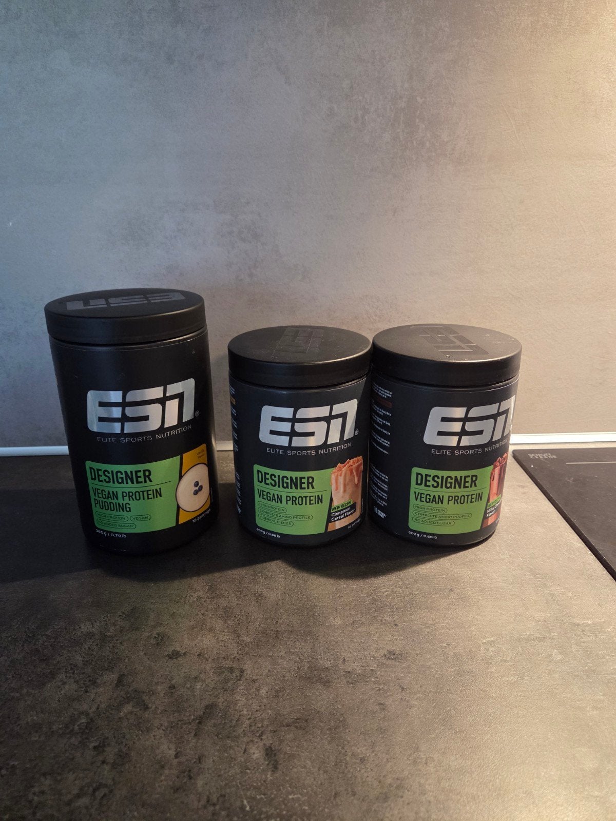 ESN Designer Vegan Protein - 3 smaken met lange houdbaarheid, Sport en Fitness, Gezondheidsproducten en Wellness, Ophalen, Gebruikt