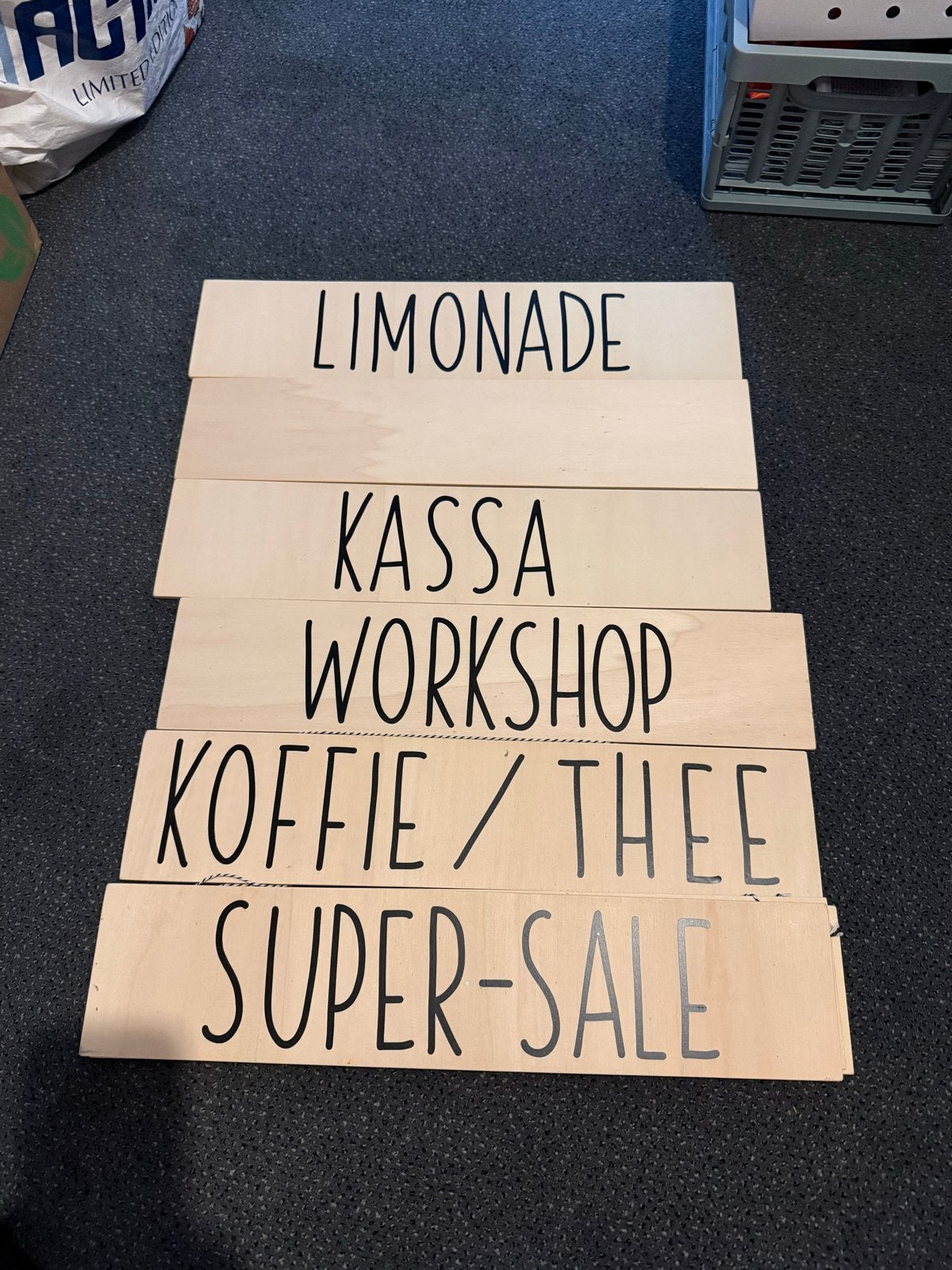 Houten borden voor markt of schoolthema - onbedrukt, Ophalen, Gebruikt, Overige thema's, Beige