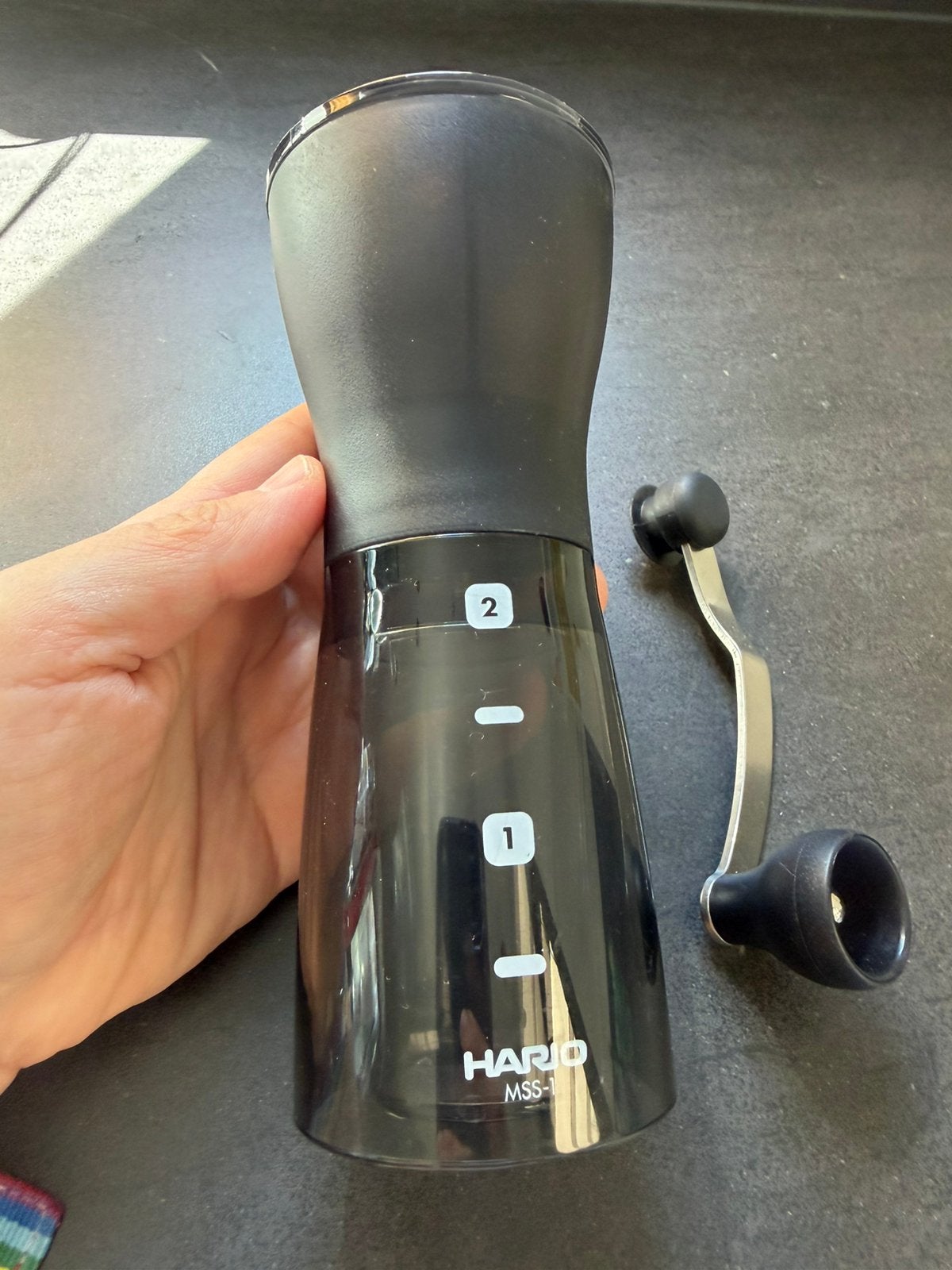 Hario Mini-Slim+ Handmatige Koffiemolen (Keramisch) In Doos, Ophalen of Verzenden, Zo goed als nieuw