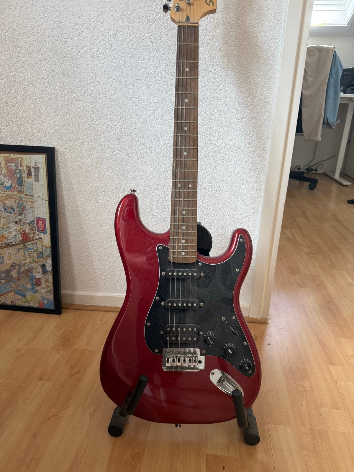 Squier elektrische gitaar - Zo goed als nieuw, Muziek en Instrumenten, Overige merken, Verzenden, Met versterker, Zo goed als nieuw