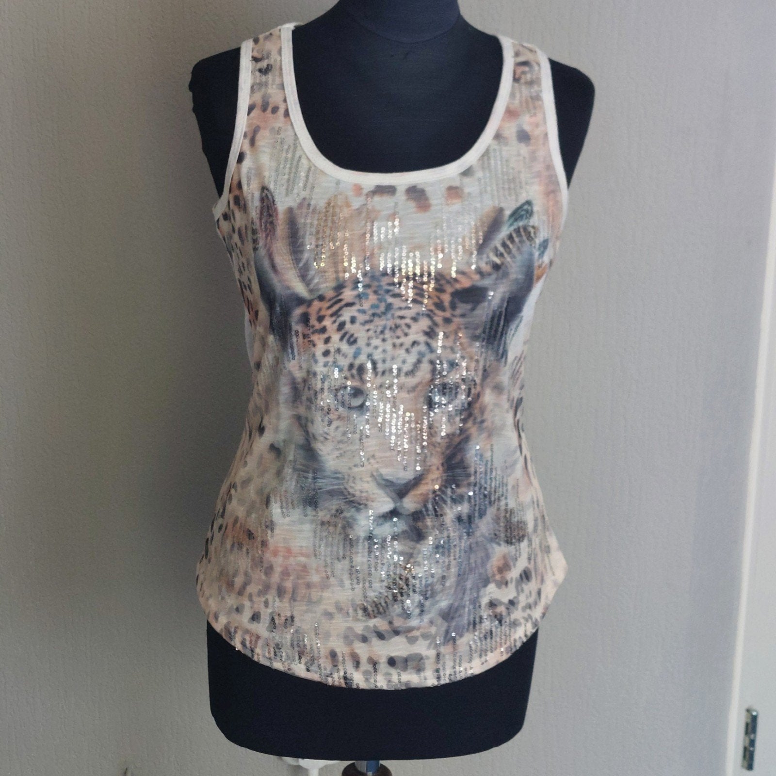 Miss Charm Paris Top met Luipaardprint en Pailletten, Kleding | Dames, Maat 38/40 (M), Meerkleurig, Ophalen of Verzenden, Zo goed als nieuw