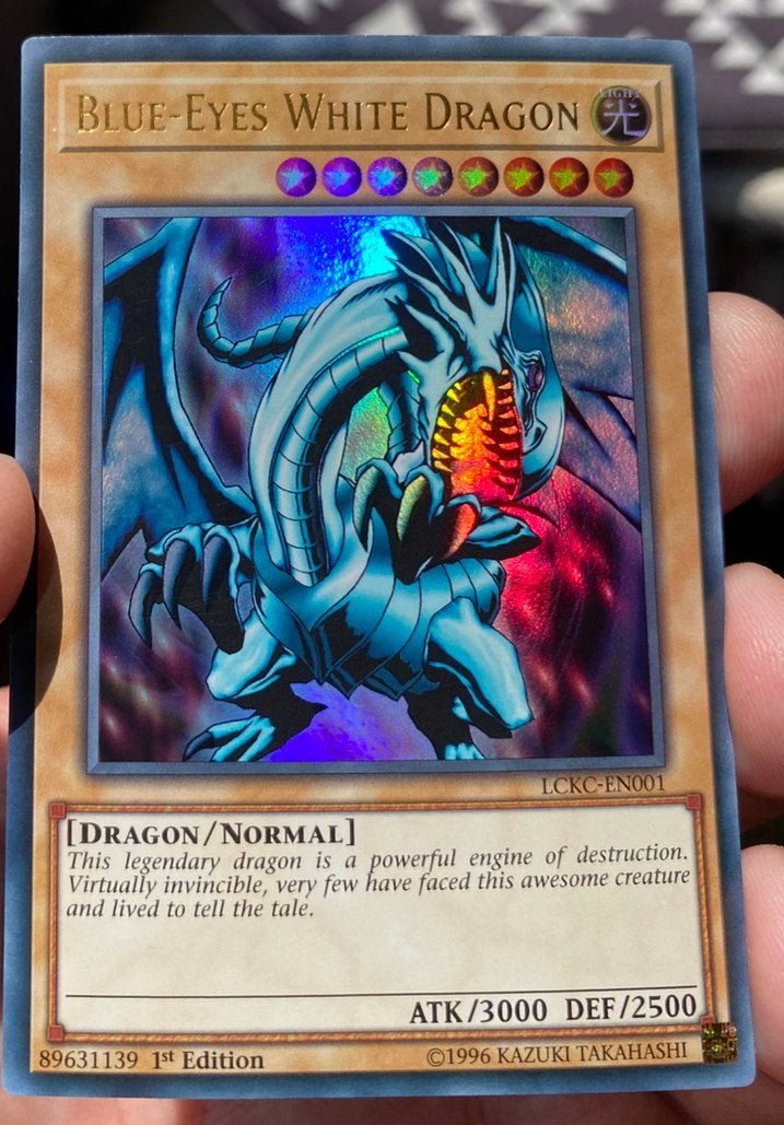 Yu-Gi-Oh! Blue-Eyes White Dragon LCKC 1st Edition !, Hobby en Vrije tijd, Verzamelkaartspellen | Yu-gi-Oh!, Ophalen of Verzenden