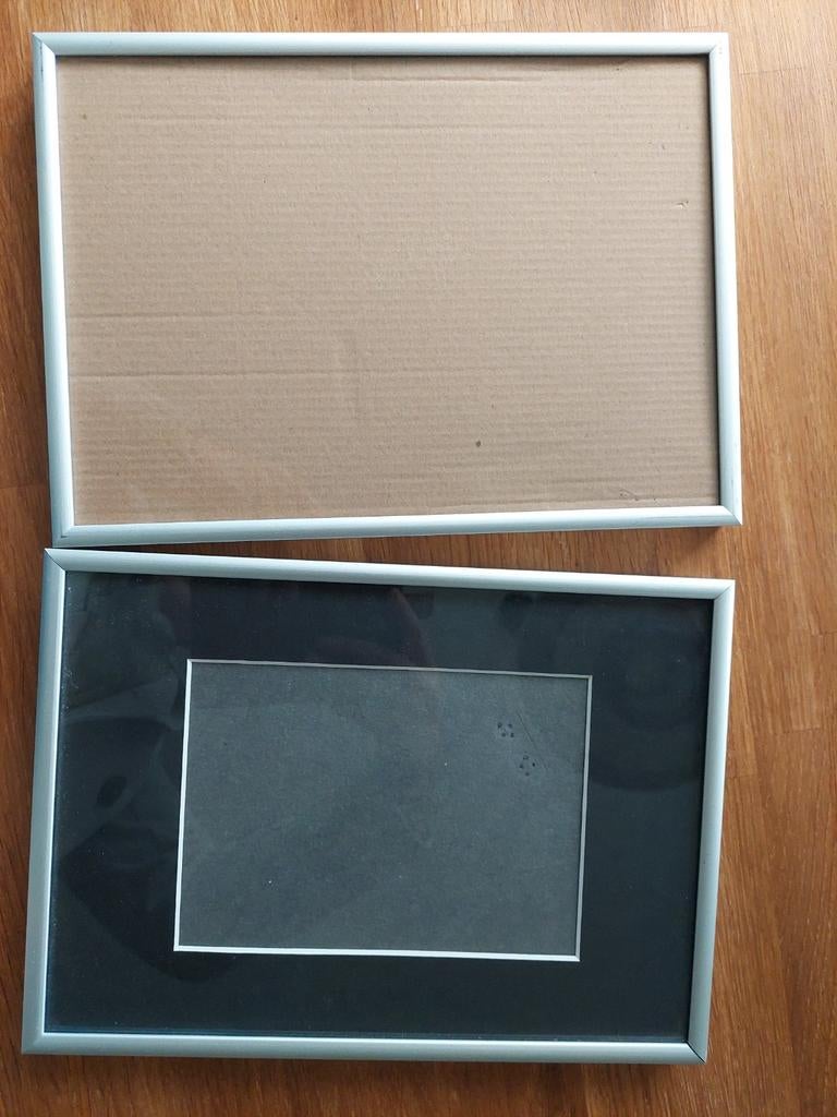 Twee fotolijsten gratis, Ophalen