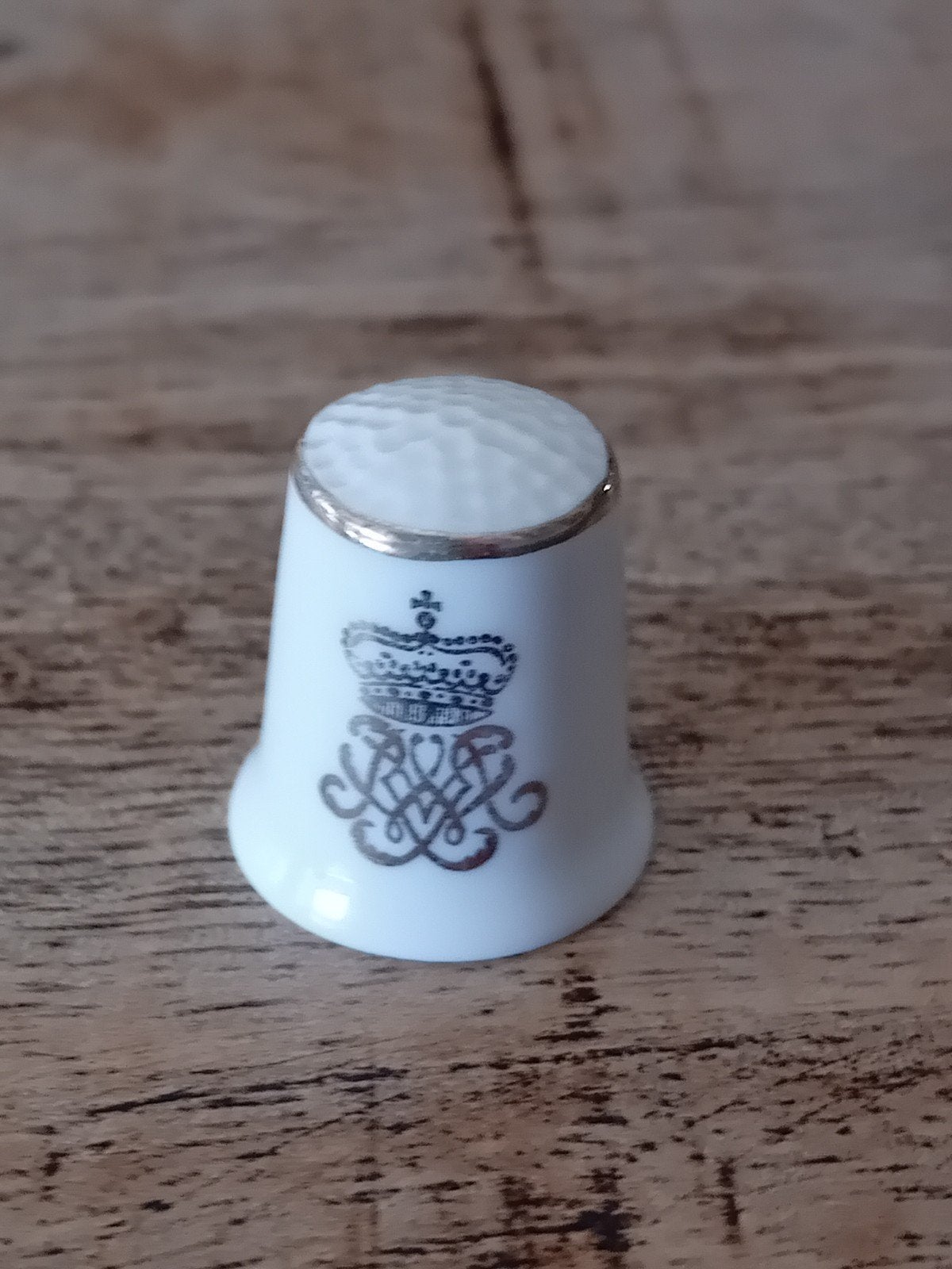 Vingerhoedjes verzamelen Reutter, Verzamelen, Ophalen of Verzenden, Zo goed als nieuw