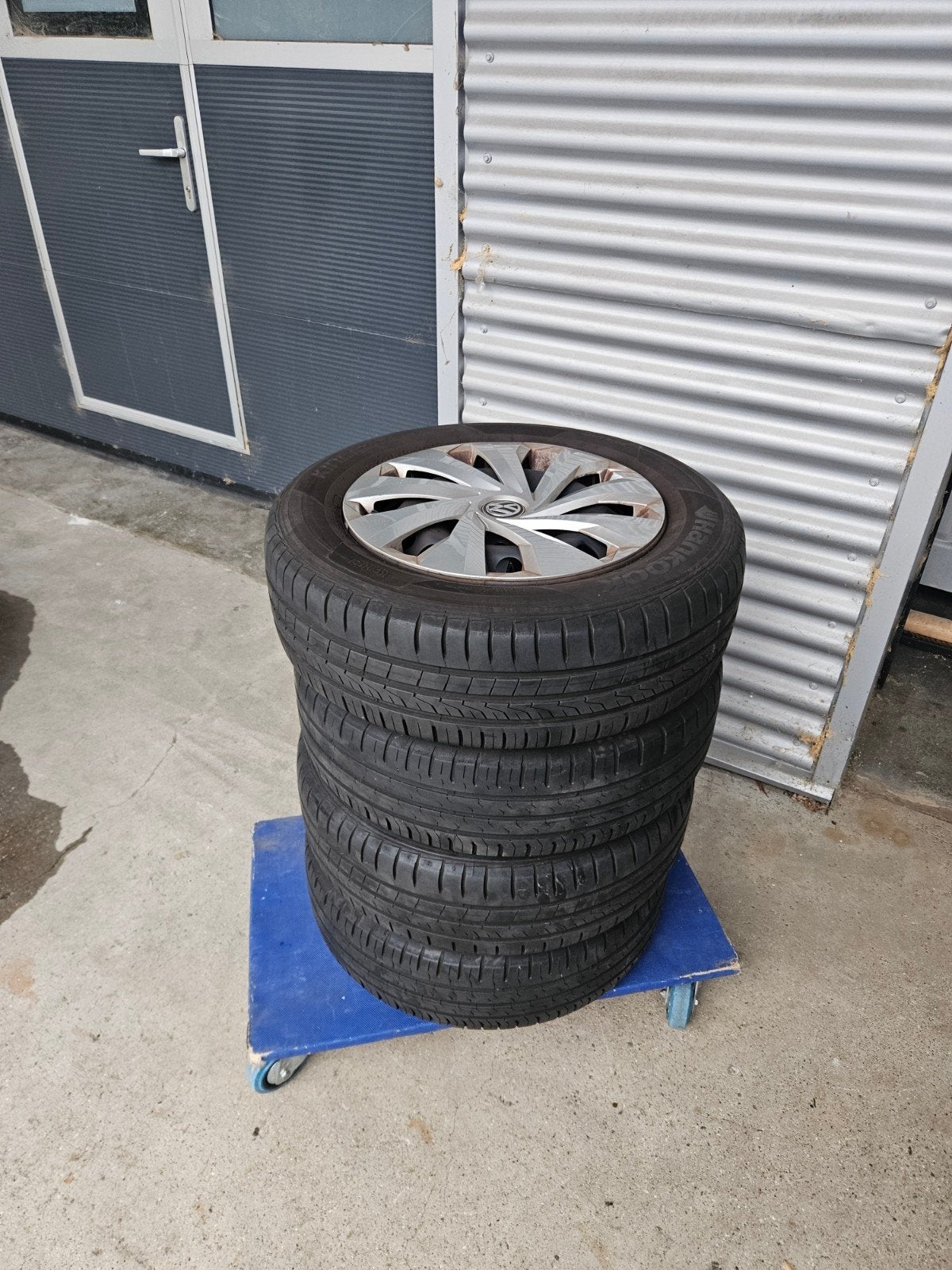 Autobanden Volkswagen Polo185/65 R15, Ophalen