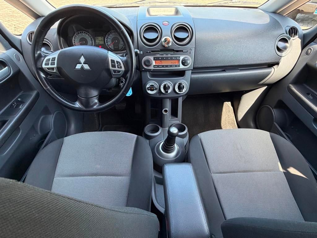 Mitsubishi Colt 1.3 automaat 5-DEURS Invite, NAP, Airco, Cru, Stof, Gebruikt, Colt, Origineel Nederlands