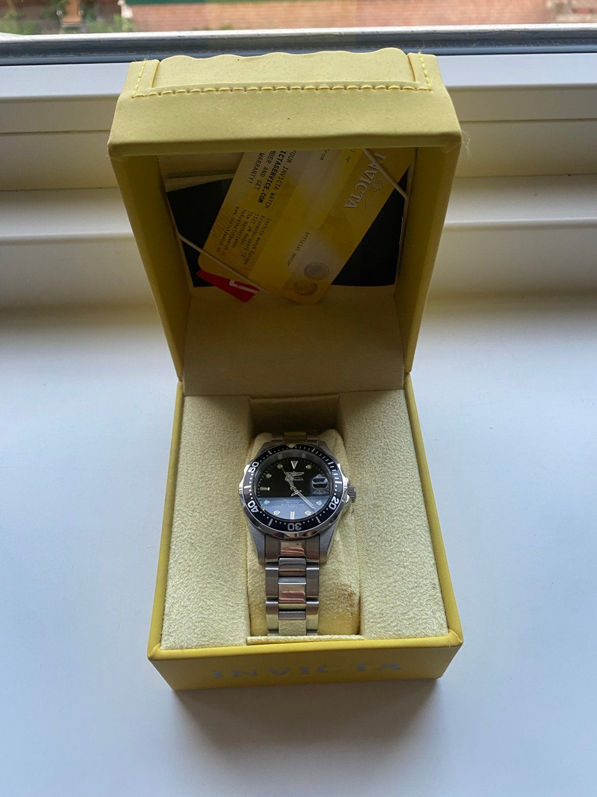 Invicta horloge - Amper gedragen, zo goed als nieuw, Overige merken, Staal, Polshorloge, Ophalen of Verzenden