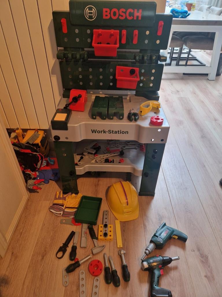 Bosch Kinderwerkbank Workstation extra boormachines, Ophalen of Verzenden, Gebruikt, Jongen of Meisje
