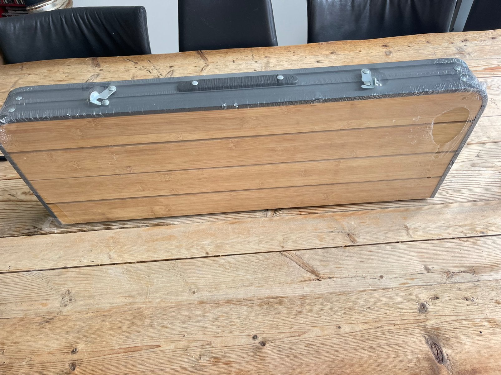 nieuw geseald campingtafel bamboe hout als koffer, Caravans en Kamperen, Ophalen, Nieuw, Campingtafel
