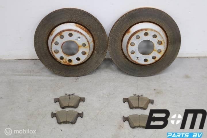 Set remschijven + blokken achterzijde VW Golf 7 GTI, Gebruikt