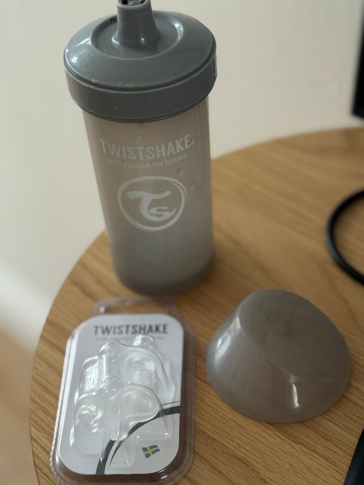 Twistshake drinkbeker en placemat, Ophalen, Zo goed als nieuw, Drinkbeker, Overige merken
