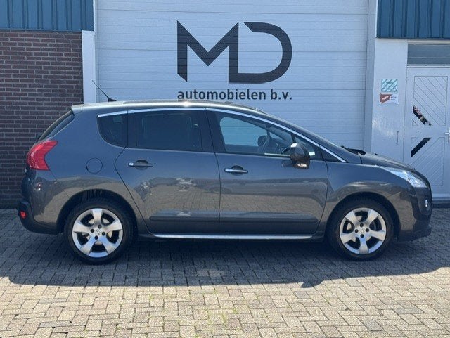 Peugeot 3008 1.6 VTi GT -Leder-Panoramadak-Trekhaak-Navi-PDC, Auto's, Peugeot, Voorwielaandrijving, Gebruikt, Zwart, 4 cilinders