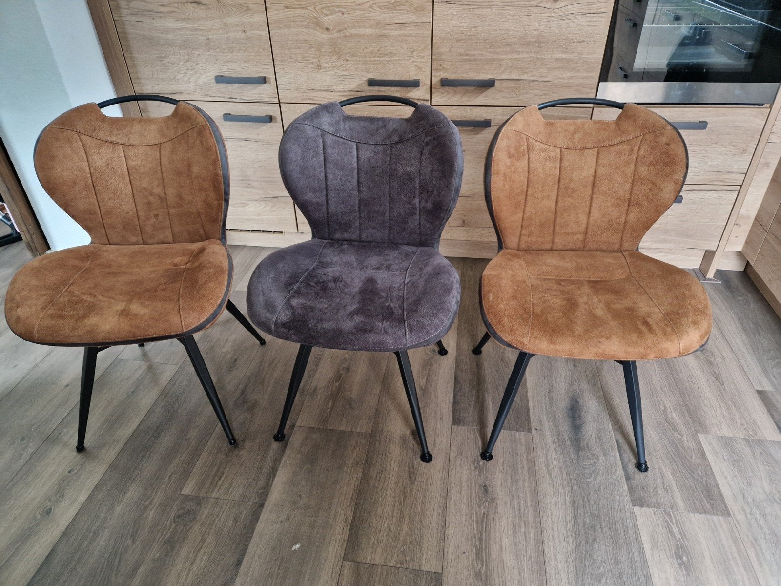 3 Stoelen, Ophalen, Gebruikt
