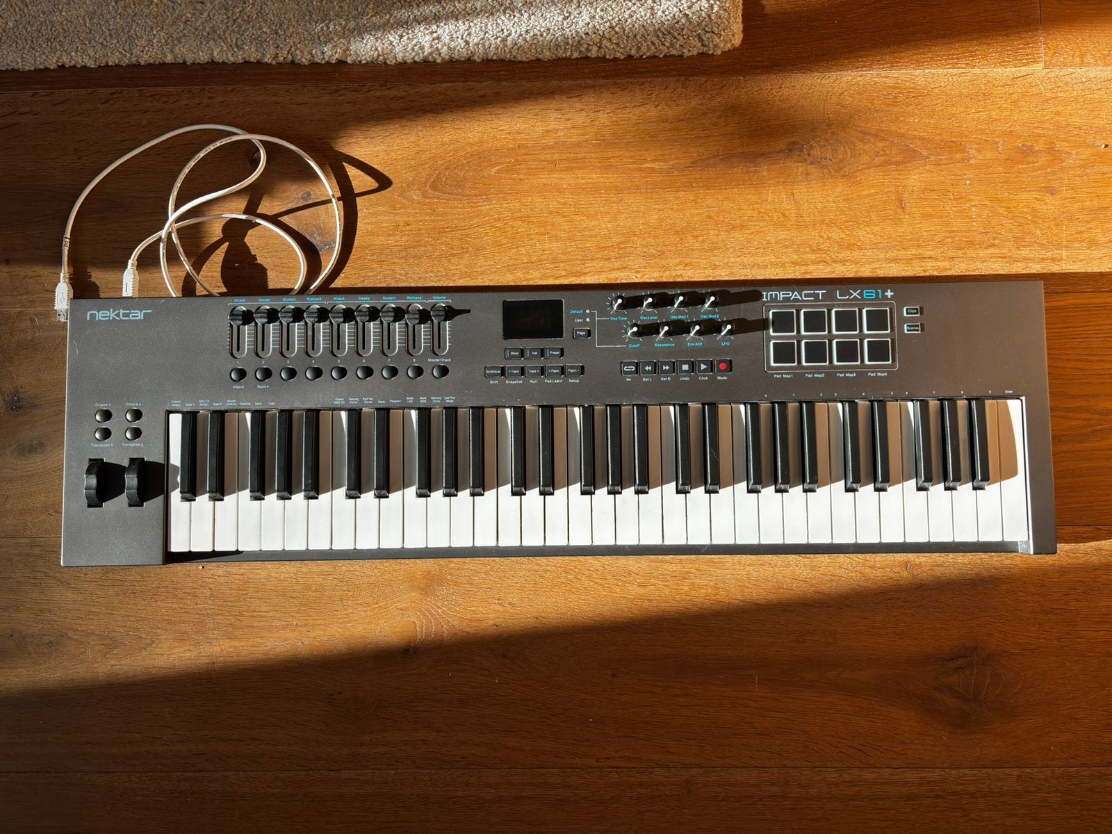 Nektar Impact LX61+ MIDI Keyboard Controller, 61 toetsen, Zo goed als nieuw, Aanslaggevoelig, Ophalen