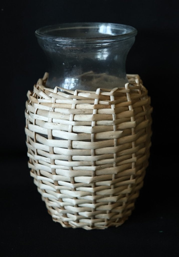 Glazen vaas met riet, Ophalen of Verzenden, Gebruikt, Glas, 20 cm
