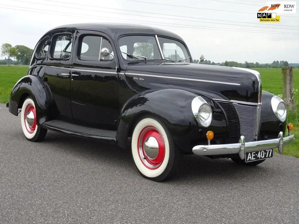 Ford DE LUXE V8, *MOOIE OLDTIMER | RIJDT SUPER, Stof, Gebruikt, Overige carrosserieën, Zwart
