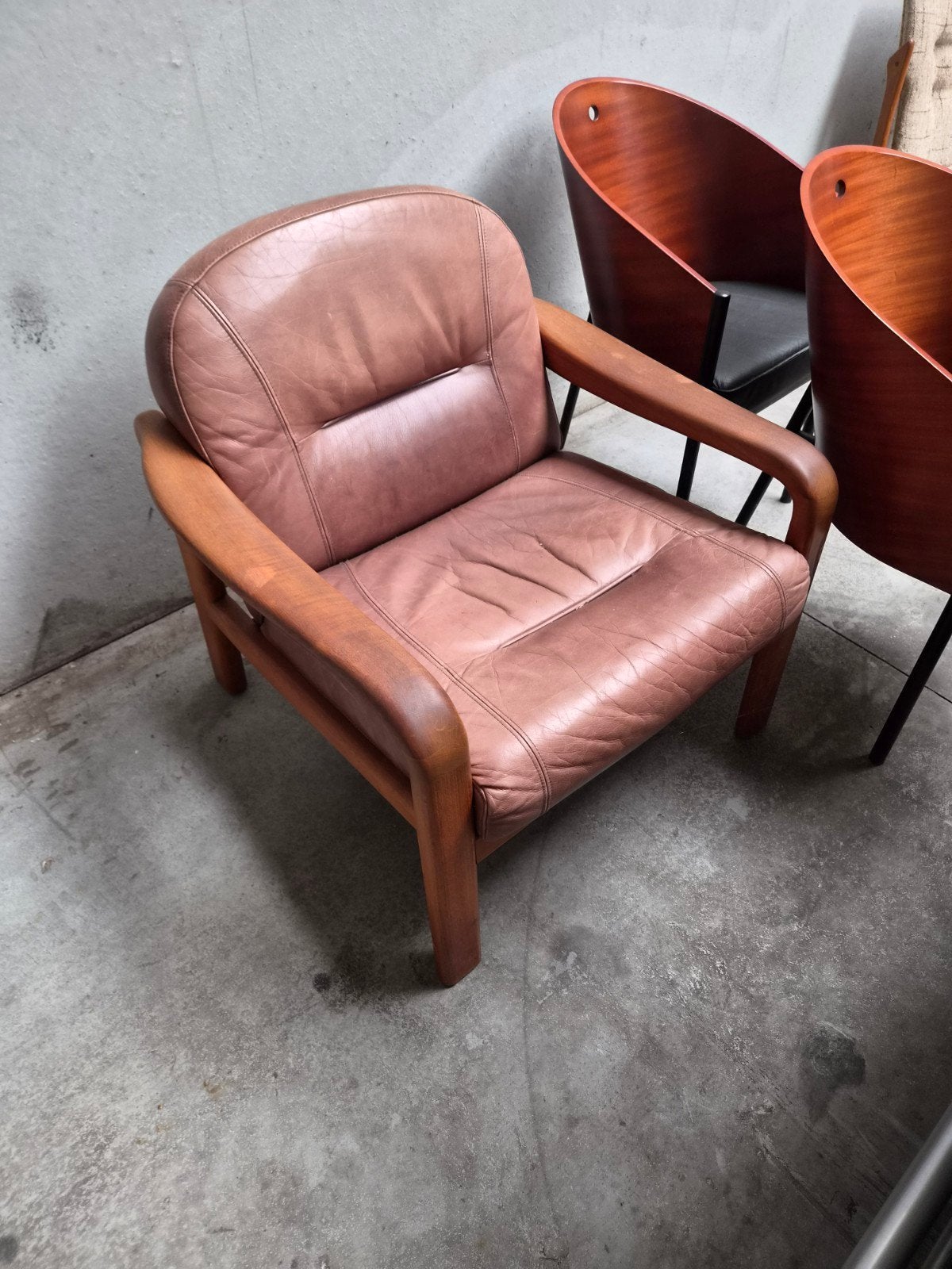 Vintage Teak Fauteuil met Bruin Lederen Bekleding, Ophalen
