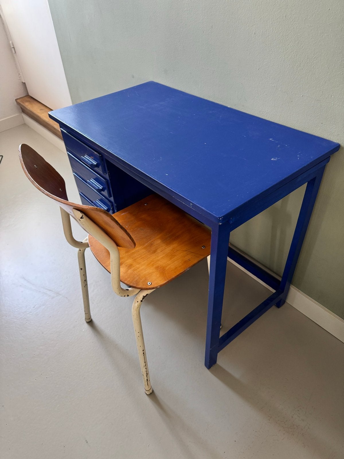 Vintage blauw kinder bureau met lades -, Ophalen, Gebruikt, Kinderbureau, Vintage