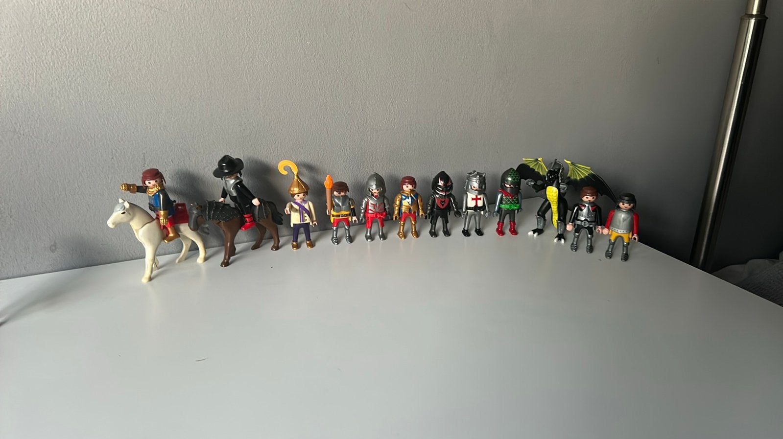 Playmobil ridder poppetjes en paarden, Verzenden, Zo goed als nieuw