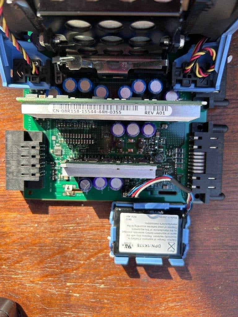 Dell power edge 2650, Computers en Software, Ophalen of Verzenden, Gebruikt, Intel, DDR3