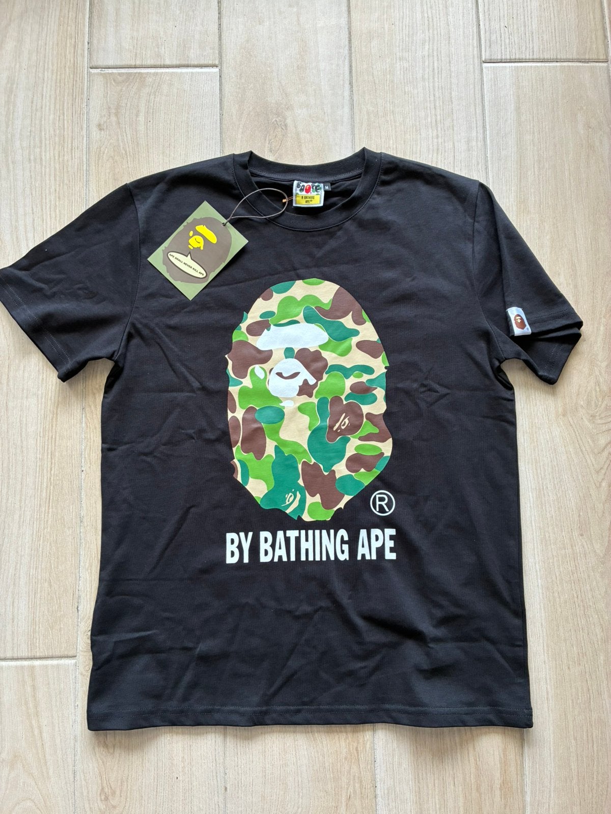 BAPE/ A Bathing Ape T-Shirt M, Kleding | Heren, Ophalen of Verzenden, Nieuw, Maat 48/50 (M), Meerkleurig